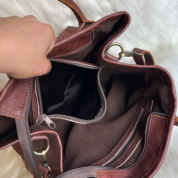 Artisan Woven Genuine Leather Tote Crossbody Bag - Picture 10 of 17